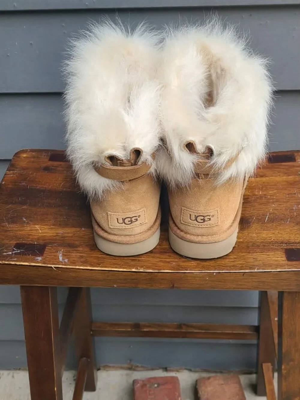 UGG Valentina Chestnut Suede Shearling Boots size 9
